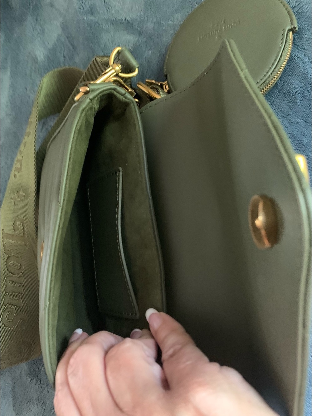 Louis Vuitton Olive Green Quilted New Wave Multi  Pochette  w/coin purse - Picture 5 of 15